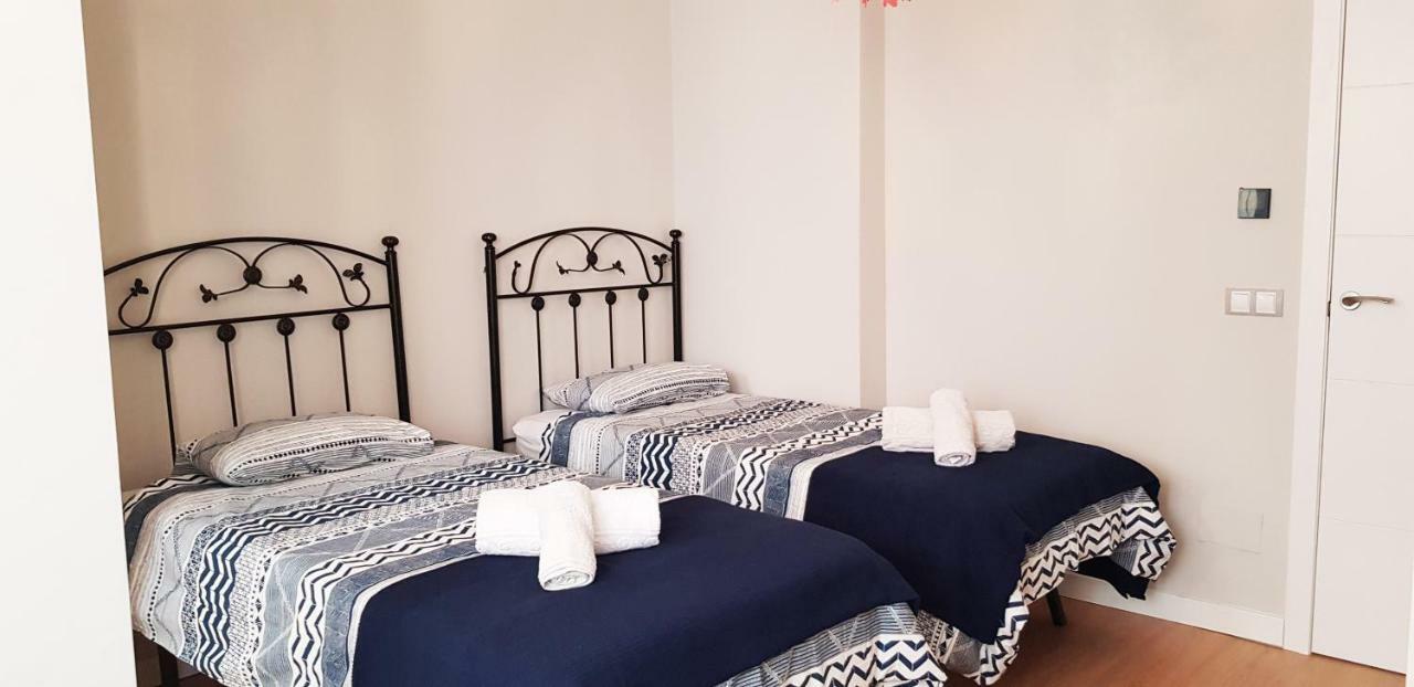 Apartamento Duplex Frente Al Mar Paseo Maritimo Torremolinos Διαμέρισμα Εξωτερικό φωτογραφία
