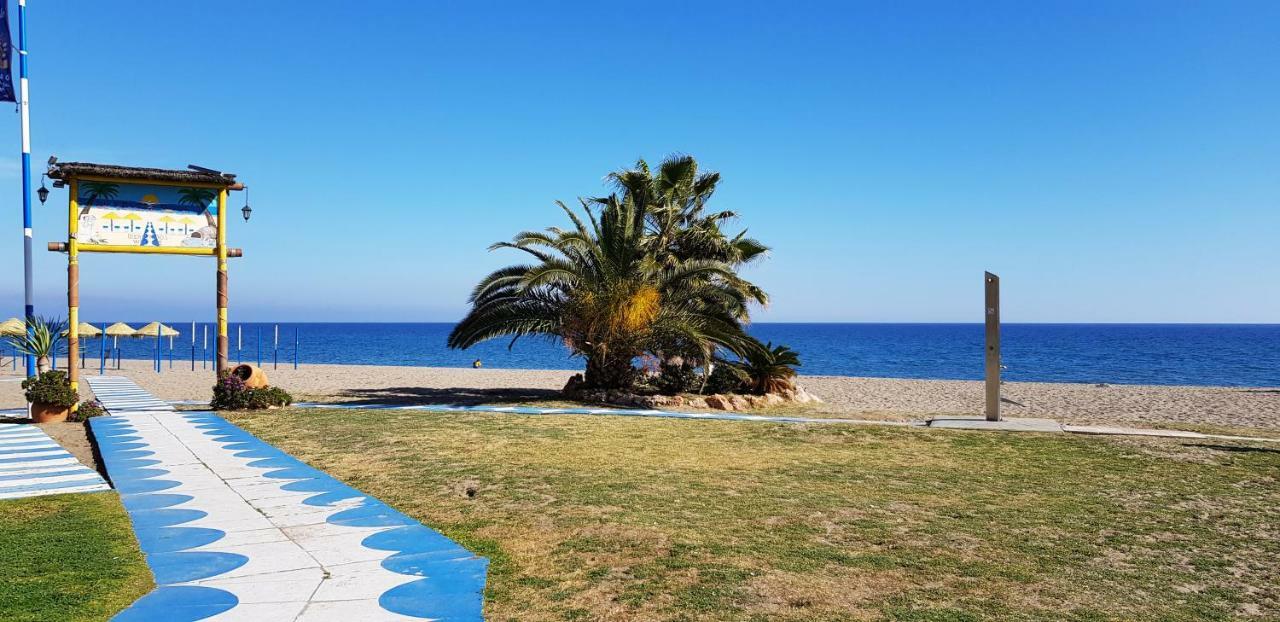 Apartamento Duplex Frente Al Mar Paseo Maritimo Torremolinos Διαμέρισμα Εξωτερικό φωτογραφία