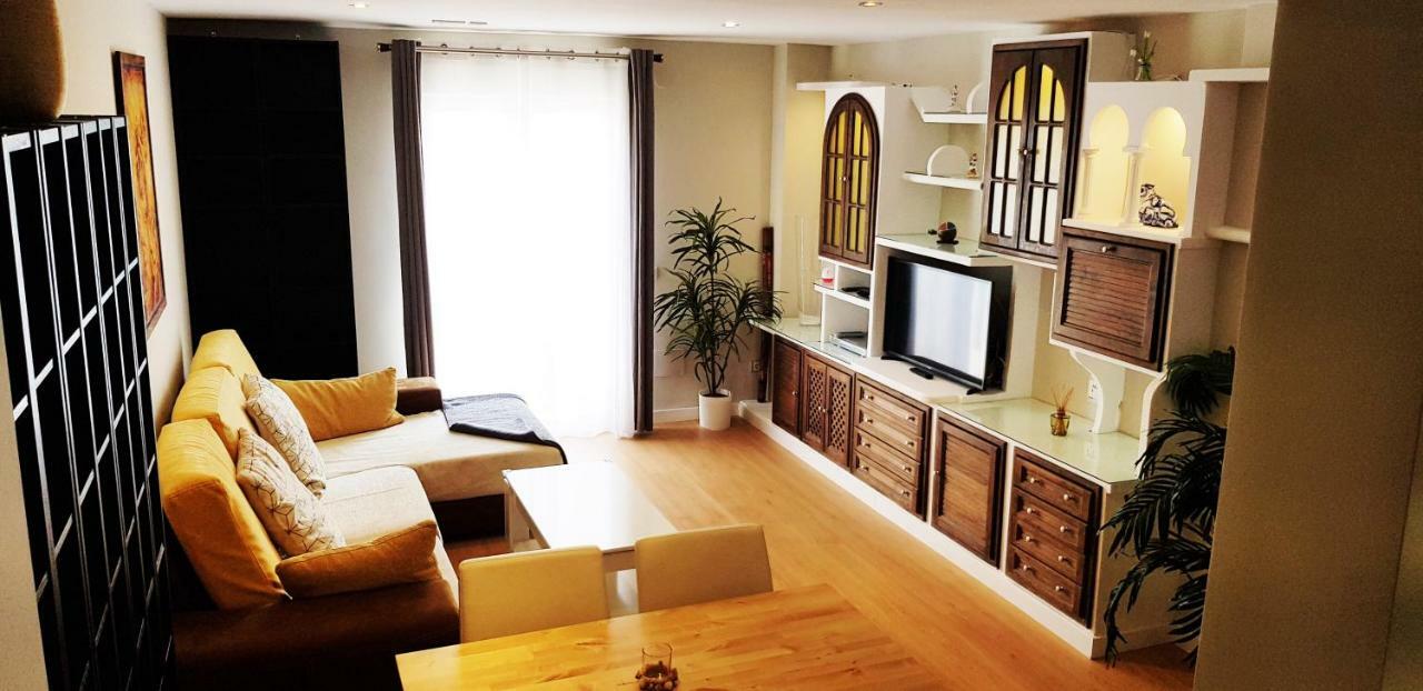 Apartamento Duplex Frente Al Mar Paseo Maritimo Torremolinos Διαμέρισμα Εξωτερικό φωτογραφία