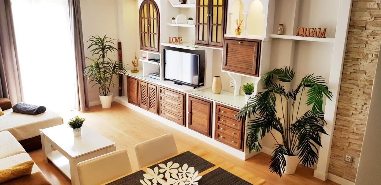 Apartamento Duplex Frente Al Mar Paseo Maritimo Torremolinos Διαμέρισμα Εξωτερικό φωτογραφία